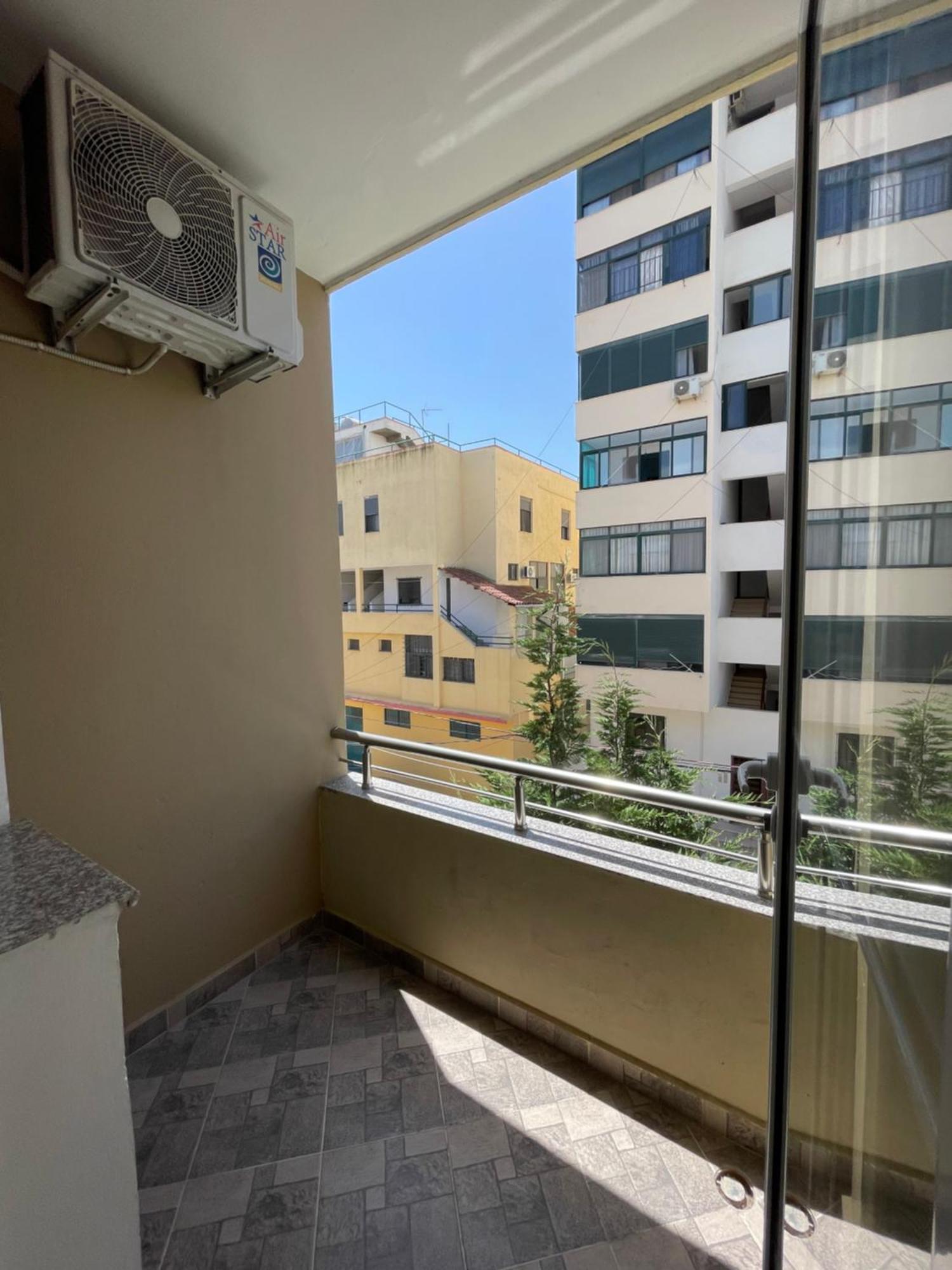 Vila Vladi Durrës 외부 사진