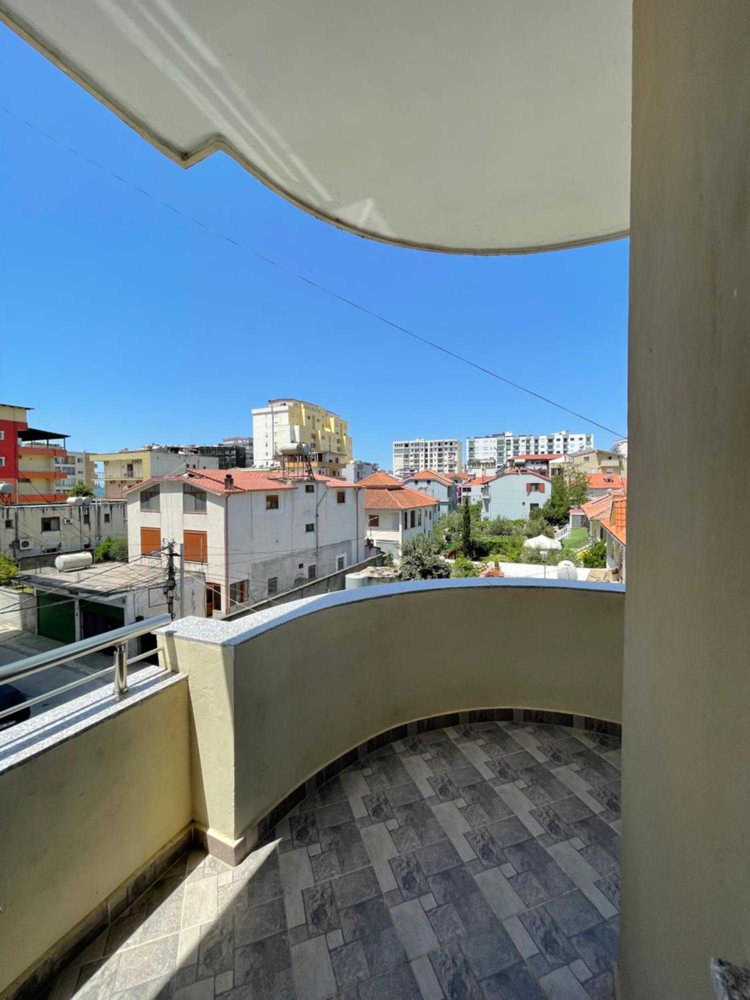 Vila Vladi Durrës 외부 사진